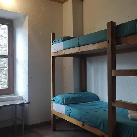 Hostel Triton - Villanúa